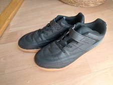 KIPSTA Kinder Fußball Hallenschuhe Futsal mit Klettverschluss - schwarz/beige