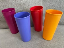 4 Tupperware Schlumpf