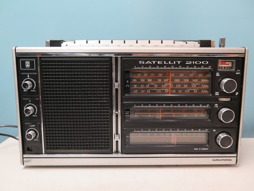 Grundig satellit 2100 radio - grundig,