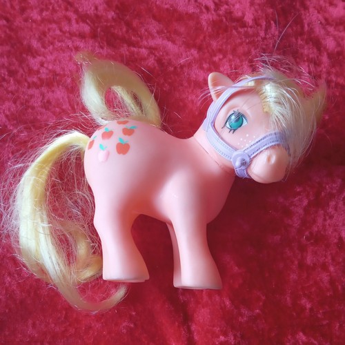 Vintage 1983 hasbro little - vintage, my