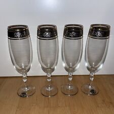 4 dekorative Sektgläser;BOHEMIA Kristallglas Handmade;Dekor: Goldfries neuwertig