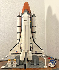 🛰️ NASA Space Shuttle mit Boostern und Figuren – kompatibles Bausteinmodell