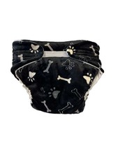 Omutsu „Pfötchenglück“ mit Spreizkern – Schwarz mit Knochen und Tatzen