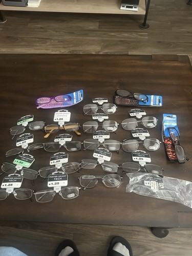 Reading glasses lot pairs - reading,