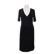 Kara Makan, Kleid, Größe