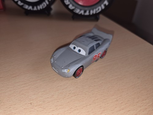 Disney pixar cars grundietung - pixar,