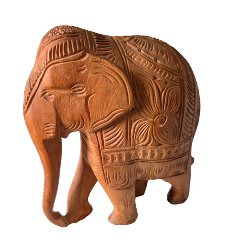 Elefant handgeschnitzt aus
