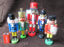 5 Nussknacker Figuren - Konvolut - ALT-