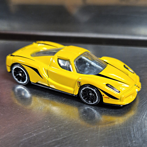 Hot wheels ferrari - wheels, enzo
