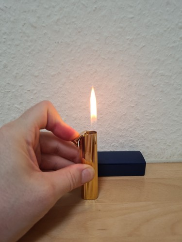 Vergoldetes gas feuerzeug - vergoldetes, gas-feuerzeug