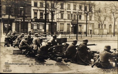 Berliner straßenkämpfe - ak,