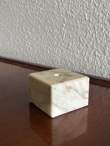 Massiver marmor sockel beige - sockel,
