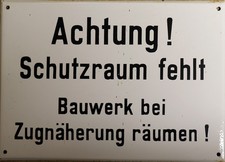 Emailleschild Achtung - Schutzraum Fehlt  41 x 30 cm