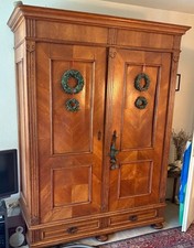 Schrank Kleiderschrank Dielenschrank  Biedermeier um 1860  Weichholz Zwickel