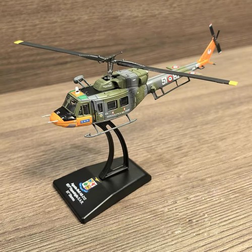 100 diecast militärmodell - diecast,