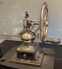 Kaffeemühle Ampia Garnizia mit großem Schwungrad - super Zustand