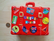 Die Urlaubskasse Koffer Spardose aus Keramik USA AUSTRALIEN CHINA PARIS