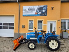 Kleintraktor Mitsubishi MT 1601 mit Schneeschild  Allrad Traktor Schlepper