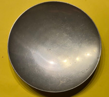 Alte Schale 14x2cm gestempelt Zeppelin Luftschiff aus Aluminium Schrott 30erJ