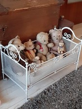 ? Shabby Brocante  antikes Jugendstil Eisen Babybettchen Puppenbett mit Rollen 