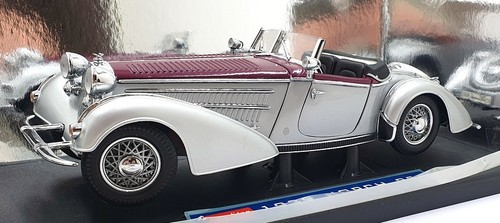 Sun star 2402 1939 horch - 1/18,