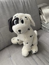 Stofftier großer Plüschhund