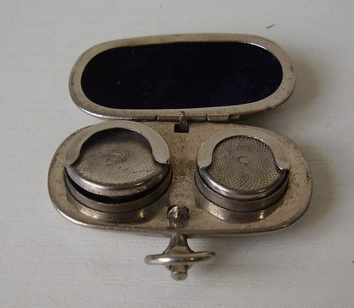 Antiker münzspender etui - münzspender,
