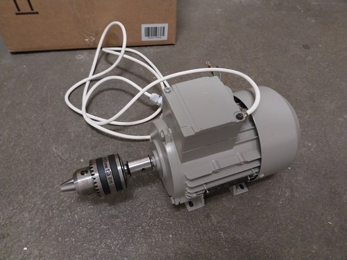 Drehstrommotor mit bohrfutter - drehstrommotor,