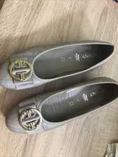 Schöne Ballerina, Schuhe, Jenny, Gr. 7, nwtg. Mit 1cm Absatzerhöhung Links 