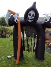 Horror Tor, XXL Aufblasbarer Sensenmann  | ca 300x200x70 cm | Halloween Deko