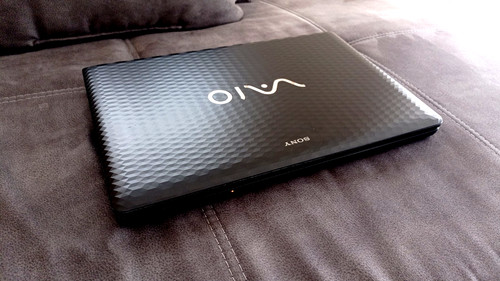 Sony vaio vpcej ssd - 17",