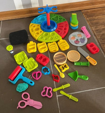 Knet Zubehör Konvolut - 36 Teile - Marke: Play Doh