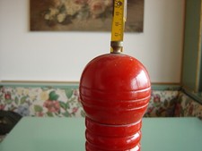 Pfeffermühle sehr groß aus