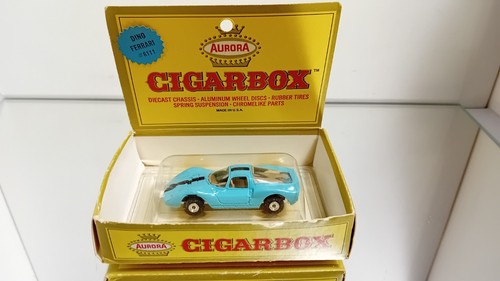 Aurora cigarbox cigar - aurora, box