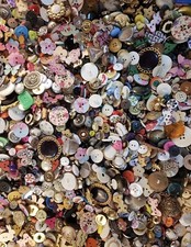 1500 gr Mix Knöpfe Kunststoff Holzknöpfe Glasknöpfe Kokosnussknöpfe Konvolut