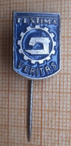 Textima veritas gdr badge - gdr,