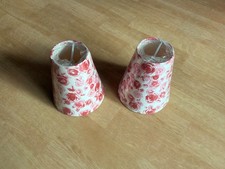 2 Stück Lampenschirme -