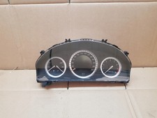 MERCEDES W204 2.0i