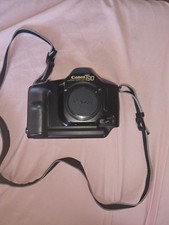 Canon T90 – Kamera für