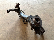 Radlagergehäuse vorne rechts