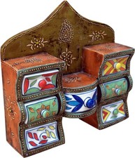 Kleines Apothekerschränkchen