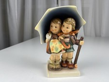 Hummel Figur 71/I Unter einem