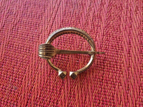 Finnische bronze brosche - bronze,