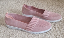 Neue, rosa Stoff Ballerinas / Slipper, Größe 42 / 8