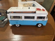 LEGO Volkswagen T2 Camper Van