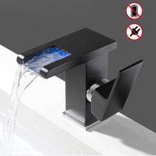 Waschtisch Armatur Wasserfall