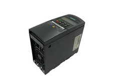 Siemens Micromaster 440 6SE6440-2UD17-5AA1 mit Panel 6SE6400-0BP00-0AA1 2.1A