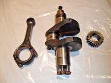 Kurbelwelle mit Pleul und Zahrad Stationärmotor 1 KVD8 Cunewalde