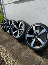 Porsche 911 992 Exclusive