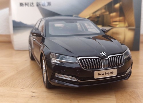 Skoda superb modellauto 18 - modellauto, 1:18